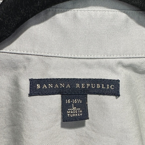 NWOT BANANA REPUBLIC Men's Light Green Button-Up Shirt size L - Picture 2 of 5